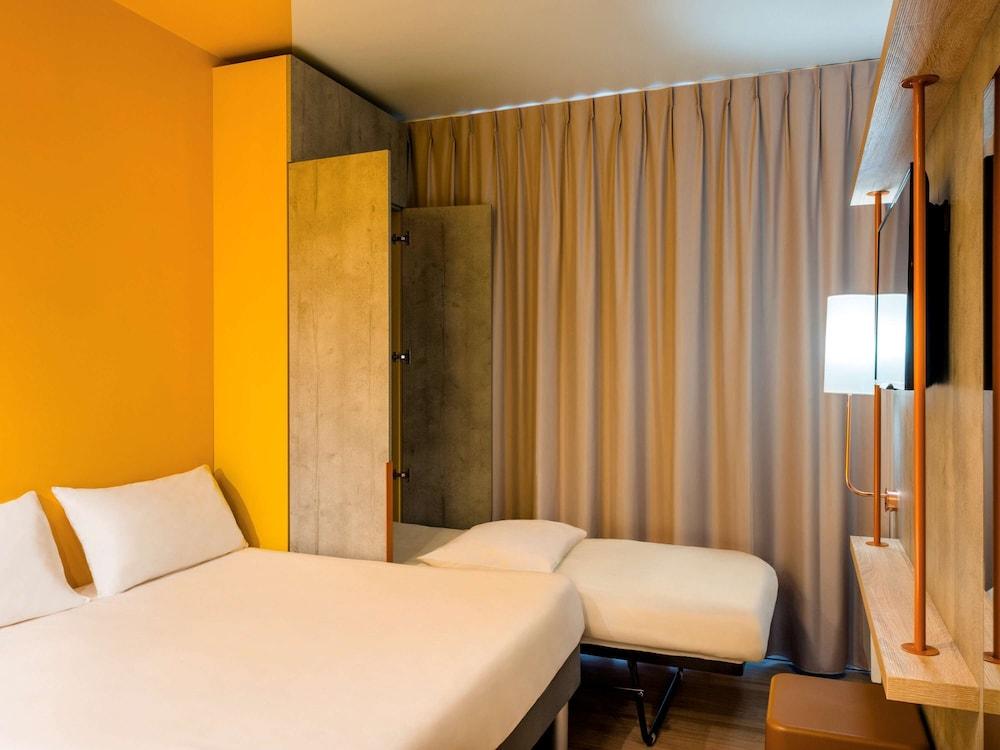 Ibis Budget Hyeres Exterior photo