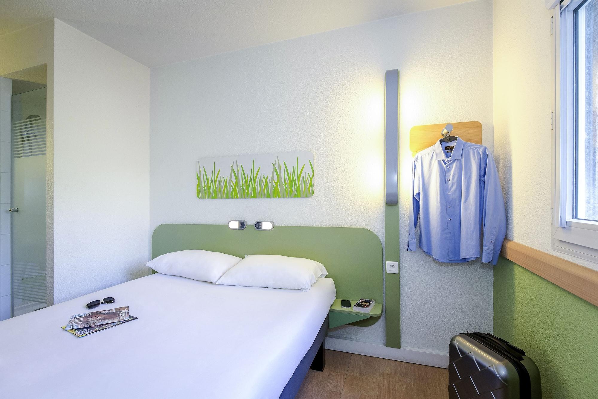 Ibis Budget Hyeres Exterior photo