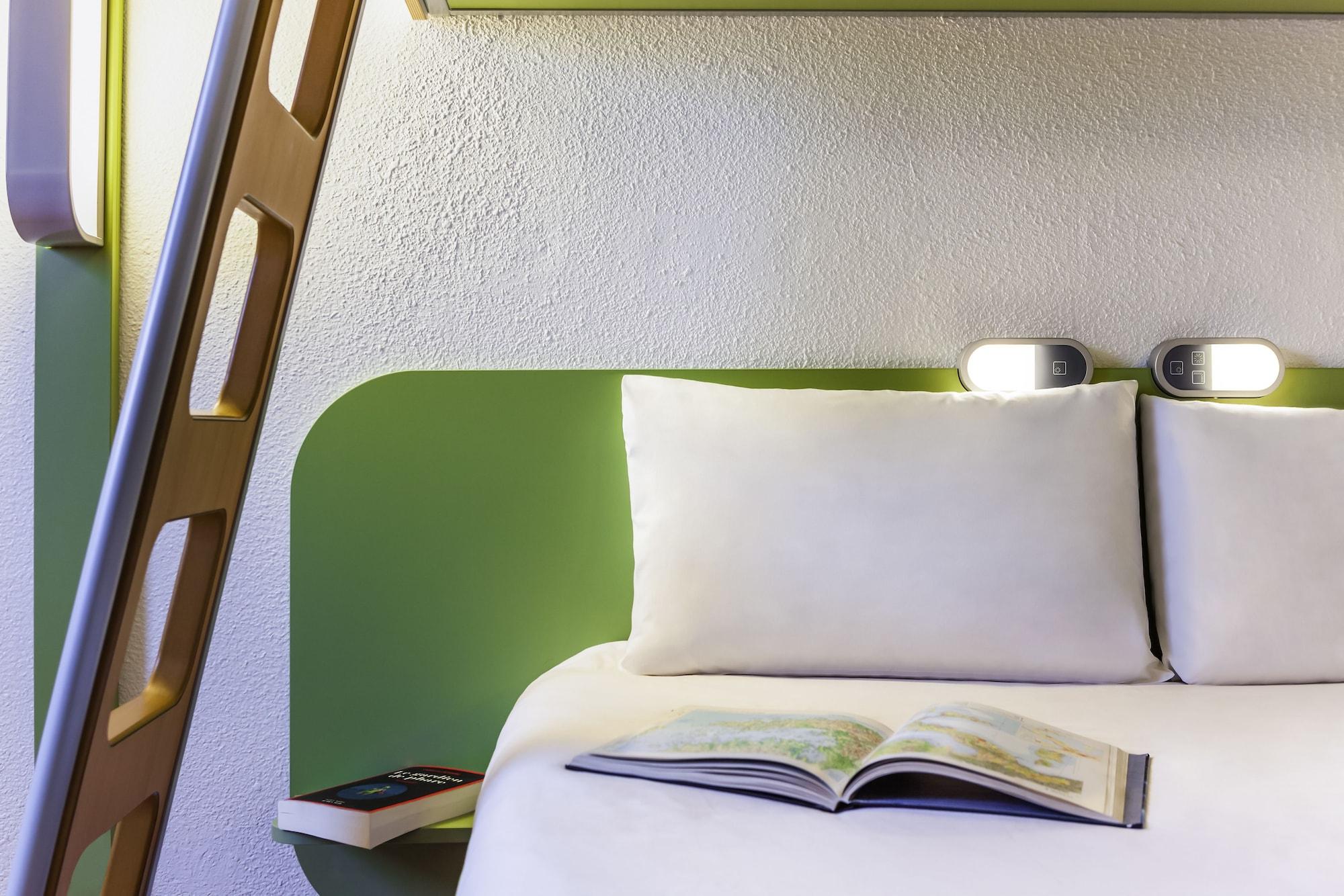 Ibis Budget Hyeres Exterior photo