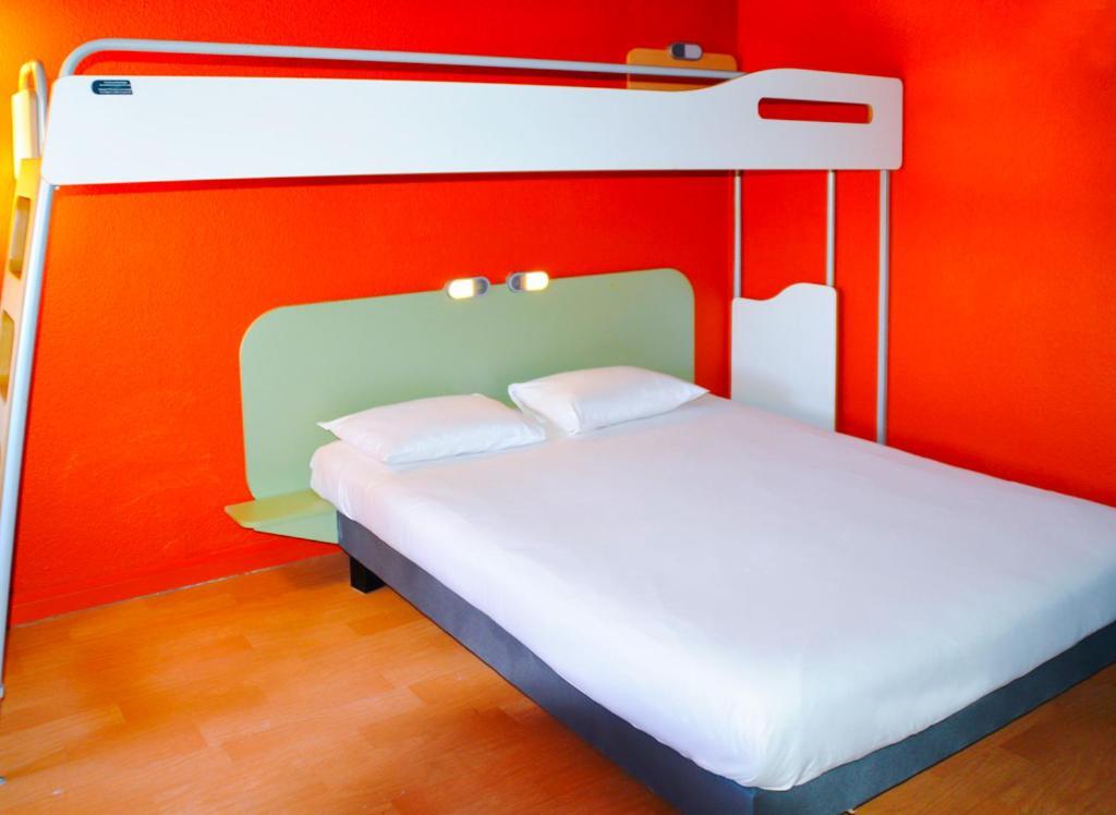 Ibis Budget Hyeres Exterior photo