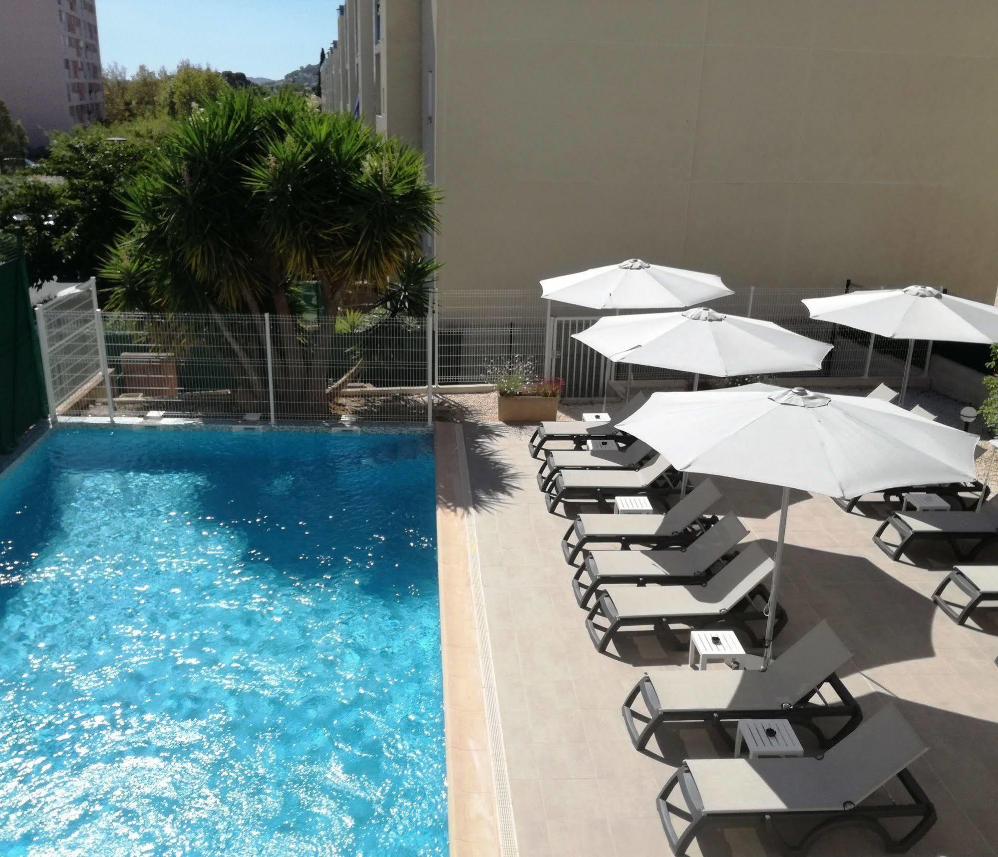 Ibis Budget Hyeres Exterior photo
